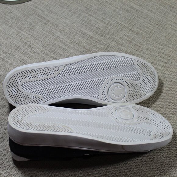 NWOT Fred Perry Sportswear Size Men's 9 Navy Blue Sneakers - Picture 5 of 5